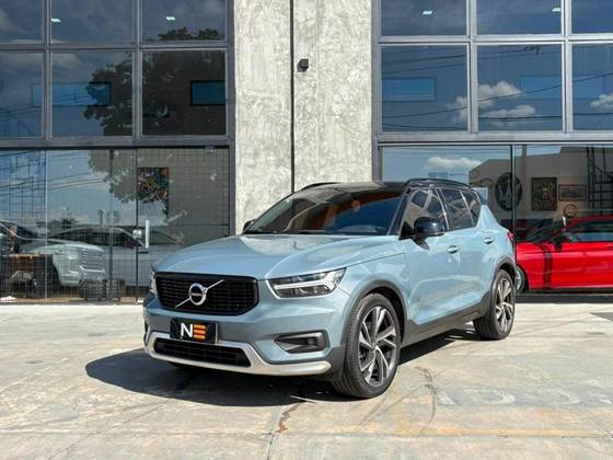 VOLVO XC40 1.5 T5 RECHARGE R-DESIGN GEARTRONIC VOLVO XC40 1.5 T5 RECHARGE R-DESIGN GEARTRONIC